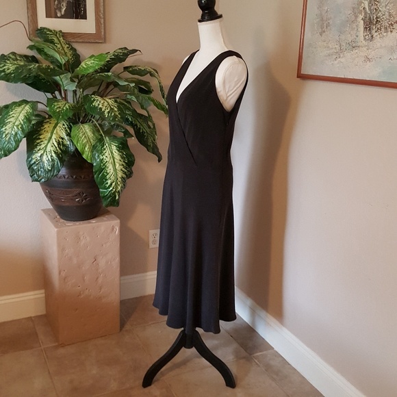 🖤BLOOMINGDALE'S BLACK DRESS🖤 - Picture 4 of 8